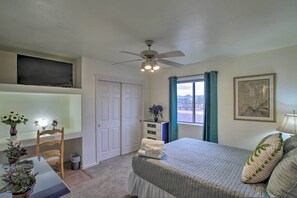 House (3 Bedrooms) | Interior - Phoenix 'kick Back Corral' w/ Outdoor Oasis! (Phoenix)