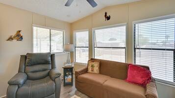 House (1 Bedroom) | Interior