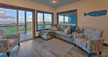 Sanderling Sea Cottages, Unit 6 w/ Beach Access!