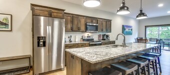 Gull Lake Resort Escape: Pool and ORV Trails