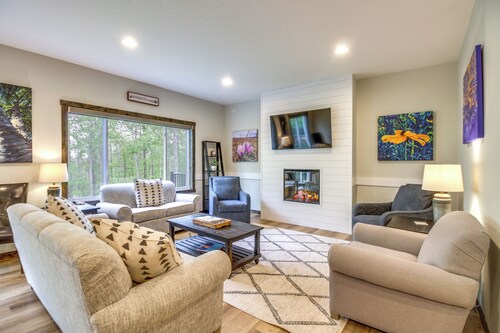 Gull Lake Resort Escape: Pool & Snowmobile Trails