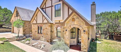 House (3 Bedrooms) | Front of property