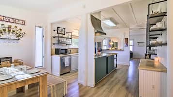 Rumah (2 Bedrooms) | Interior