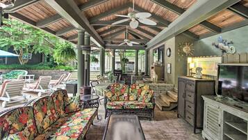 House (5 Bedrooms) | Interior