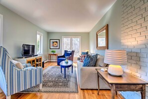 House (3 Bedrooms) | Interior - Birders Paradise Beachhouse < 2 Miles to Winery! (Little Compton)