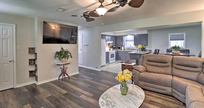 Greers Ferry Home w/ Yard, < 1 Mi to Marina!