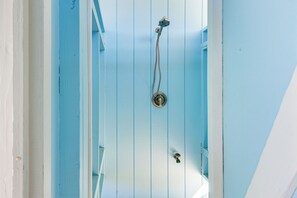 Talo (4 Bedrooms) | Sisätilat