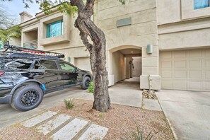 Interior - Pet-friendly Scottsdale Retreat w/ Pool & Balcony! (Scottsdale)