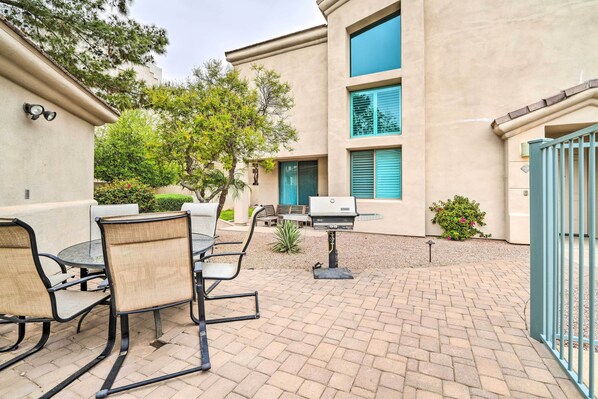 Apartment (2 Bedrooms) | Interior - Pet-friendly Scottsdale Retreat w/ Pool & Balcony! (Scottsdale)