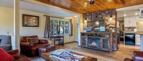 House (3 Bedrooms) | Front of property