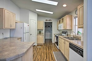 單棟房屋 (3 Bedrooms) | 內部