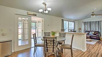 Nhà (3 Bedrooms) | Nội thất