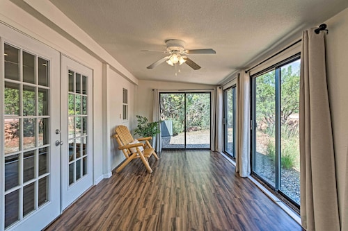 Sedona Home w/ View, Half-mi to Chimney Rock!