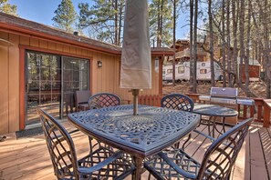 House (3 Bedrooms) | Interior - 32 Mi to Sunrise Park: White Mountain Retreat (Pinetop)