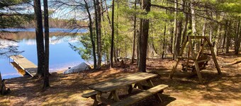 Serene Woodruff Cottage: Lakefront Access!
