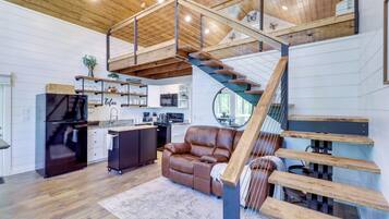 House (1 Bedroom) | Interior