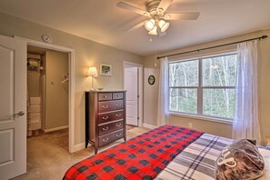 Interior - 'greystone' Creekside Cabin: Hike, Fish & Explore! (Elk Park)