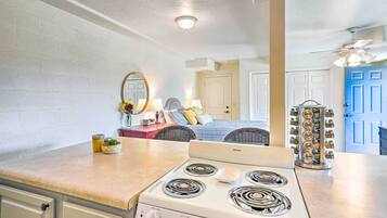 Apartment (0 Bedroom) | Bahagian dalam