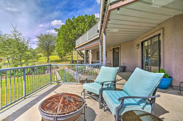 Apartment (0 Bedroom) | Front of property