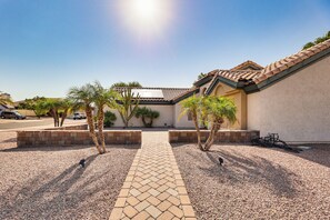 Interior - Gilbert Family Home: Games, Private Pool & Patio! (Gilbert)