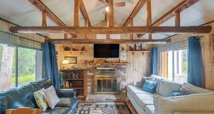 'grandpa's Cabin' ~ 30 Miles to Yellowstone!