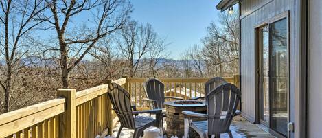 House (4 Bedrooms) | Front of property