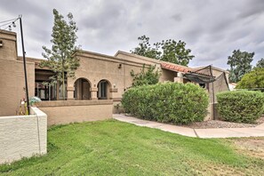 Apartment (2 Bedrooms) | Interior - 1 Mi to Dtwn Chandler: Townhome w/ Community Pool (Chandler)