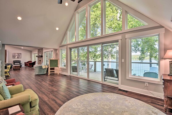 House (4 Bedrooms) | Interior - Renovated Lakeside Home w/ Private Boat Dock! (La Follette)