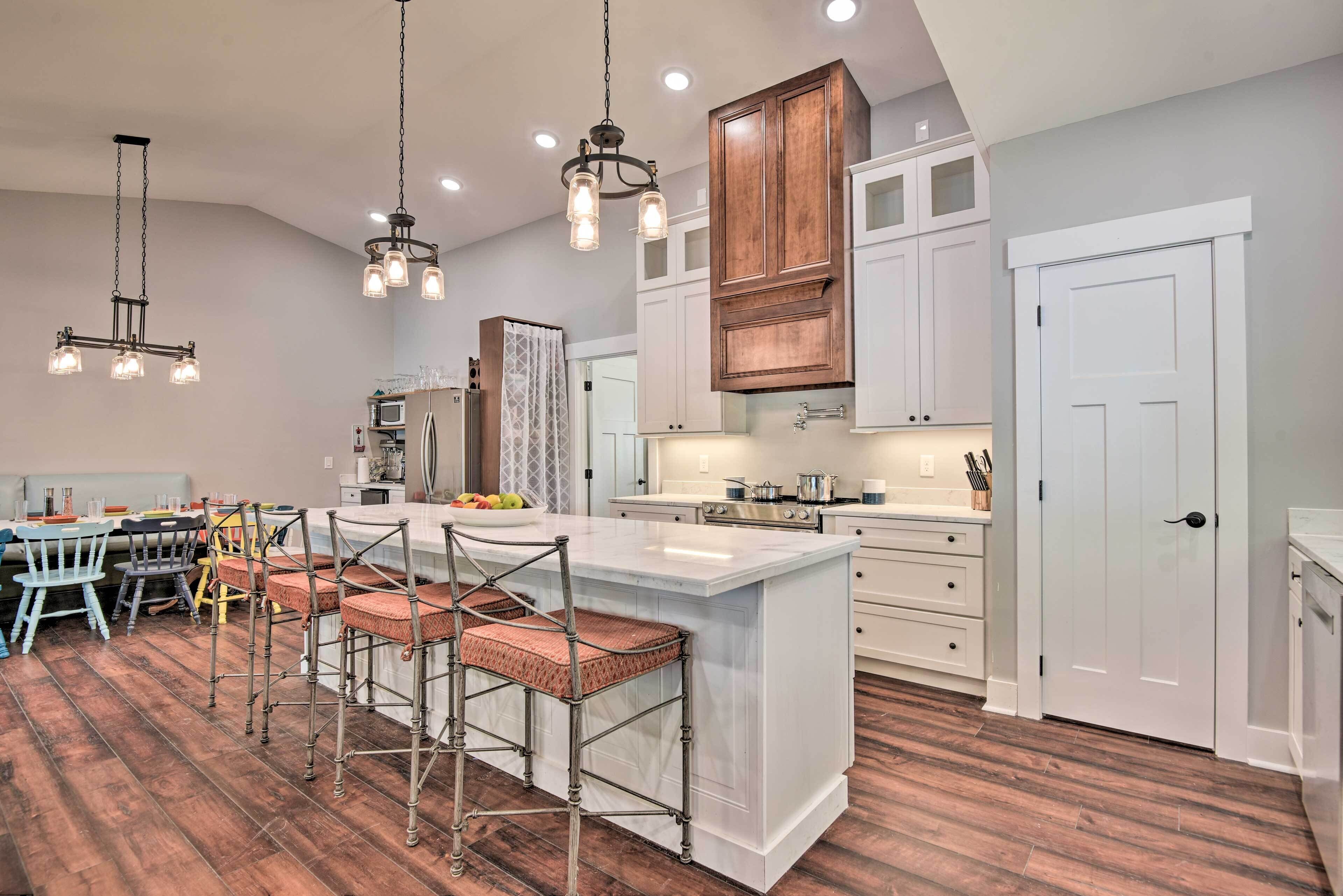 House (4 Bedrooms) | Interior