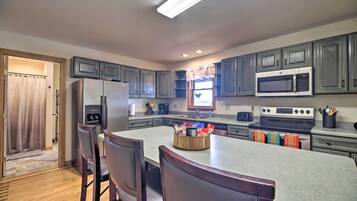 Rumah (4 Bedrooms) | Interior
