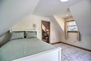 House (4 Bedrooms) | Interior - Lake Champlain Home w/ Decks, Kayaks & Fire Pit! (St. Albans)