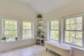 Interior - Quaint Goshen Apartment w/ Patio! (Goshen)