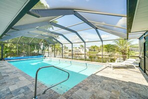 Villa (3 Bedrooms) | Interior - Canal-front Outdoor Space: Home in Cape Coral (Cape Coral)