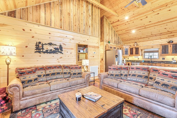 House (2 Bedrooms) | Interior