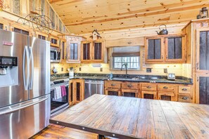 Rumah (2 Bedrooms) | Interior