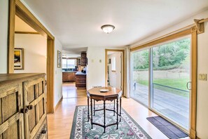 House (3 Bedrooms) | Interior - Quaint Coquille Getaway Near Beaches + Parks! (Coquille)