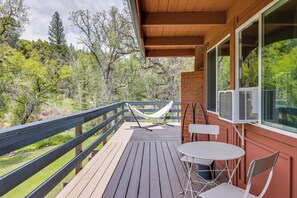 Interior - Groveland Vacation Rental ~ 24 Mi to Yosemite! (Groveland)