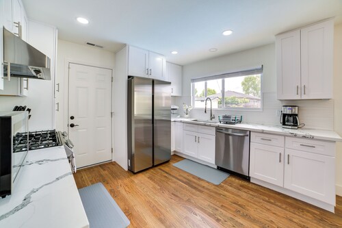 Salinas Home w/ Pool - Near Weathertech Raceway!