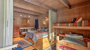 Cottage (3 Bedrooms) | Interior