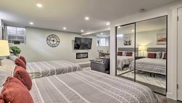 Apartment (0 Bedroom) | Interior