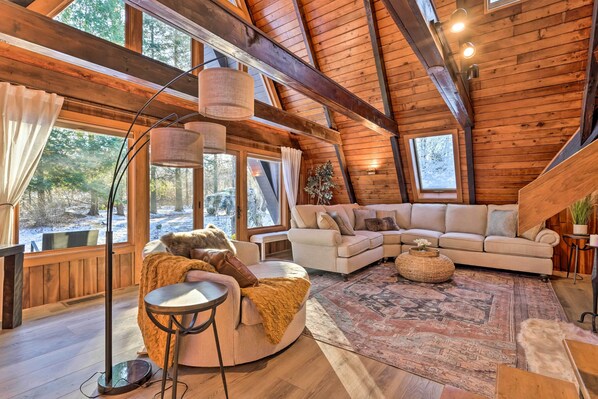 House (4 Bedrooms) | Interior - Rustic Lafayette A-frame Cabin w/ Game Room! (LaFayette)