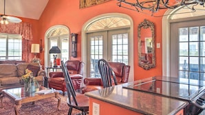 Interior - Exquisite Lake Charles Gem - Waterfront Views (Lake Charles)