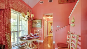 Interior - Exquisite Lake Charles Gem - Waterfront Views (Lake Charles)