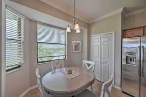 Apartment (2 Bedrooms) | Interior - Bonita Springs Condo w/ Lake & Golf Views! (Naples)