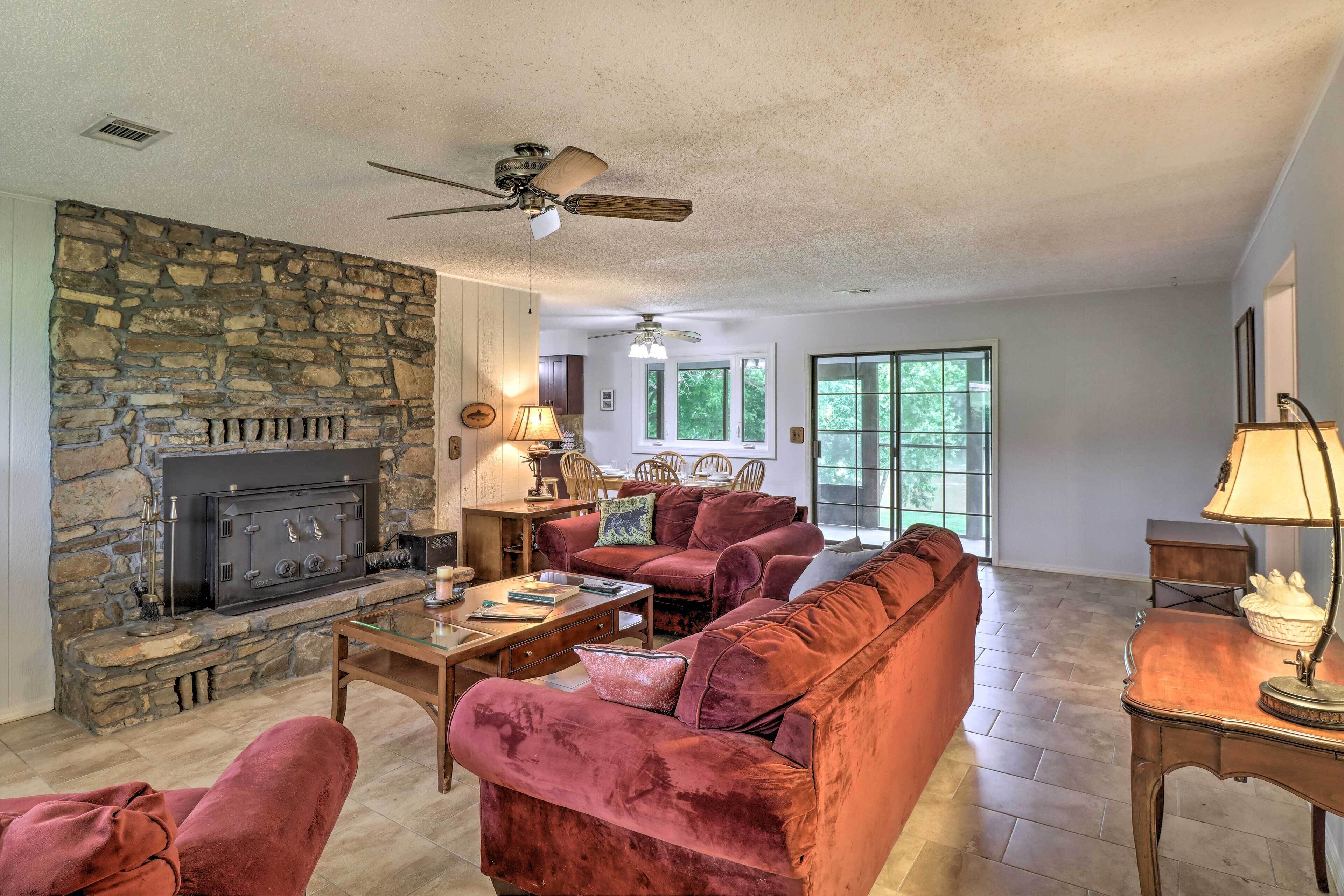 House (2 Bedrooms) | Interior