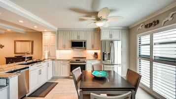 Apartment (1 Bedroom) | Interior