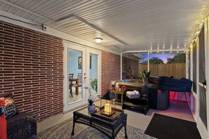 House (3 Bedrooms) | Front of property