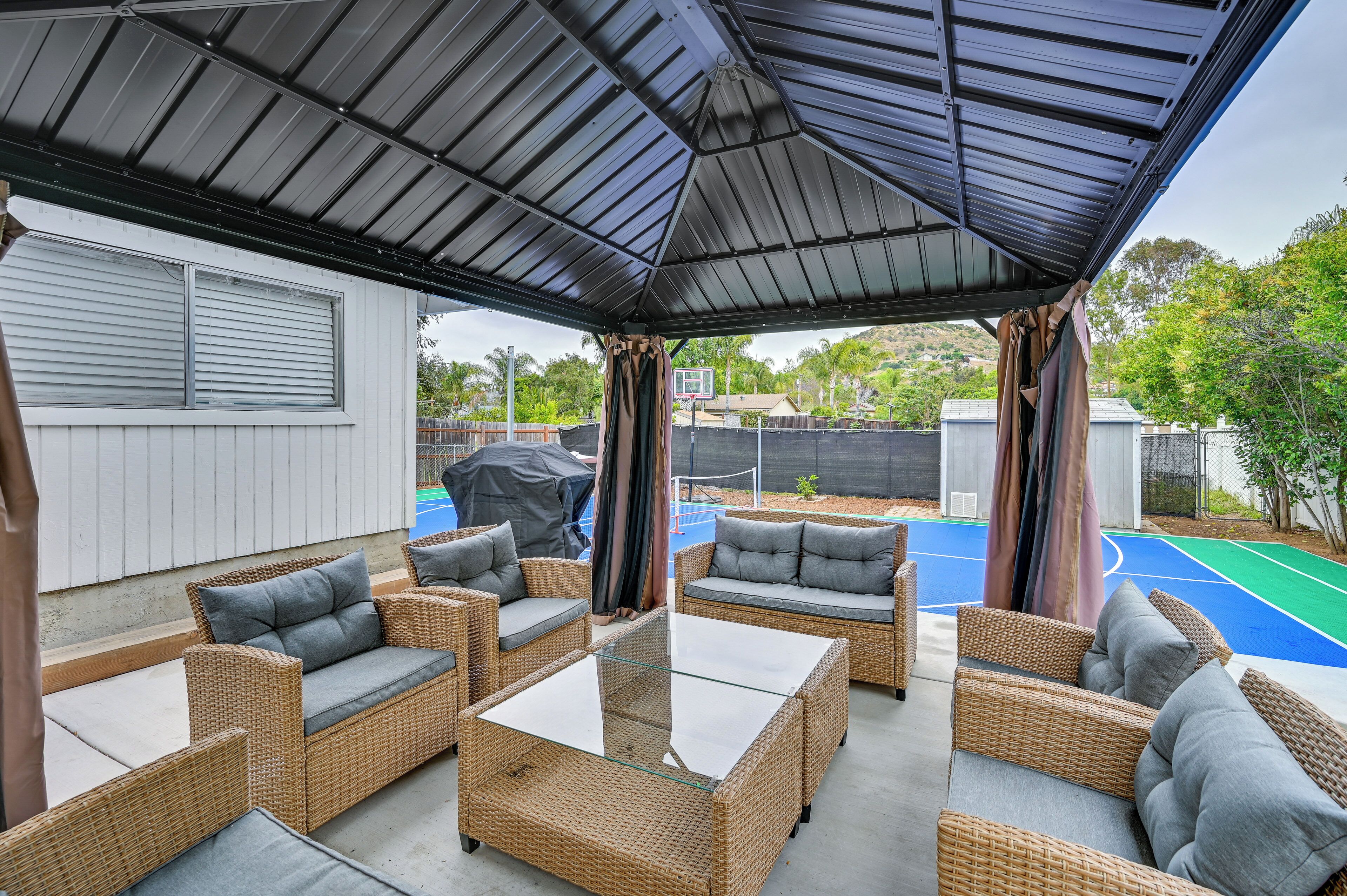 Casa (4 Bedrooms) | Terraza o patio