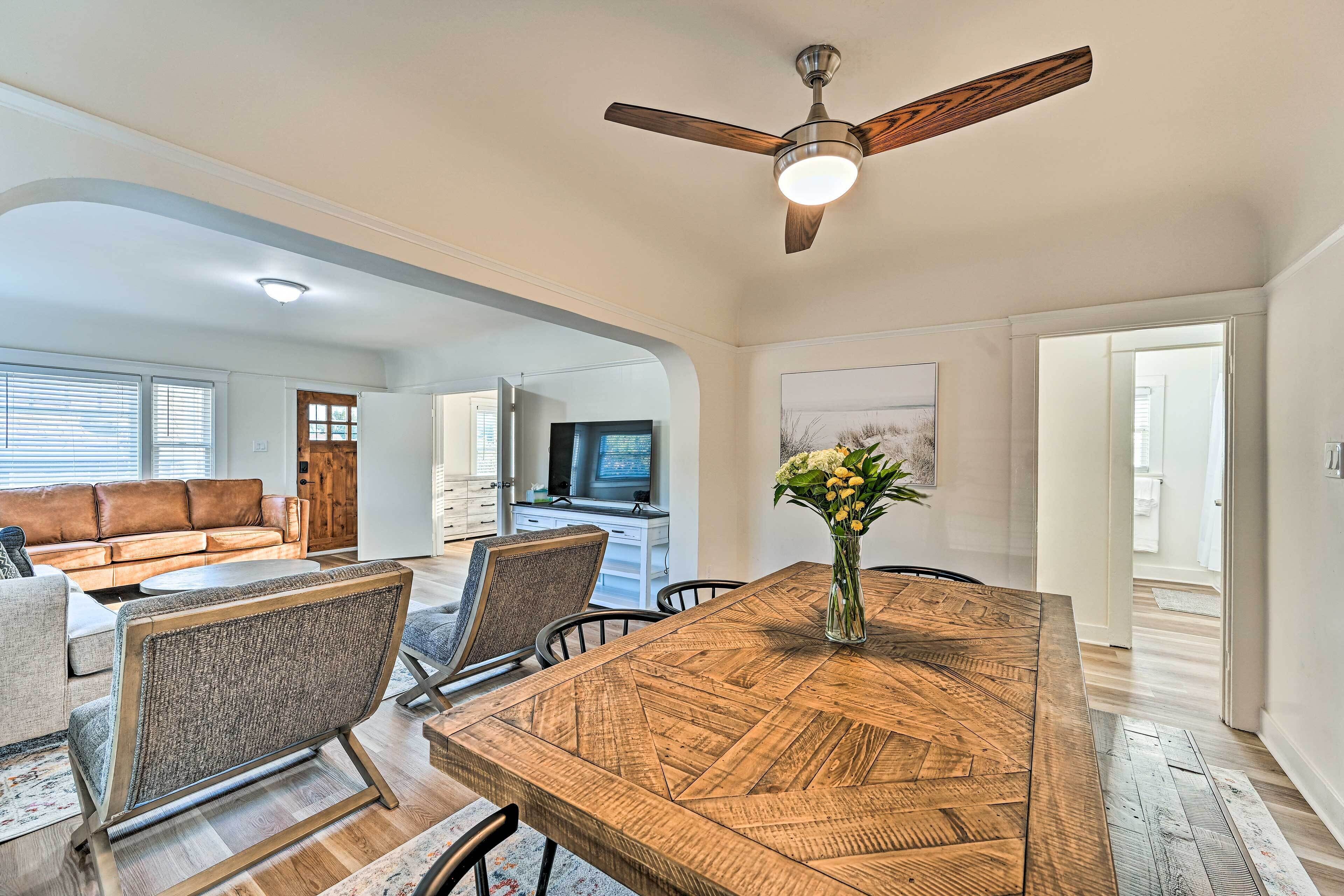 House (4 Bedrooms) | Interior