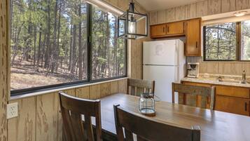 Casa (2 Bedrooms) | Interior